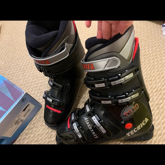 COPY - TECNICA women ski boots US8 - Picture 2 of 11